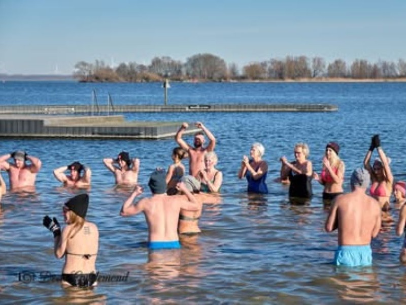 Winterduik in Wolderwijd voor zieke kinderen