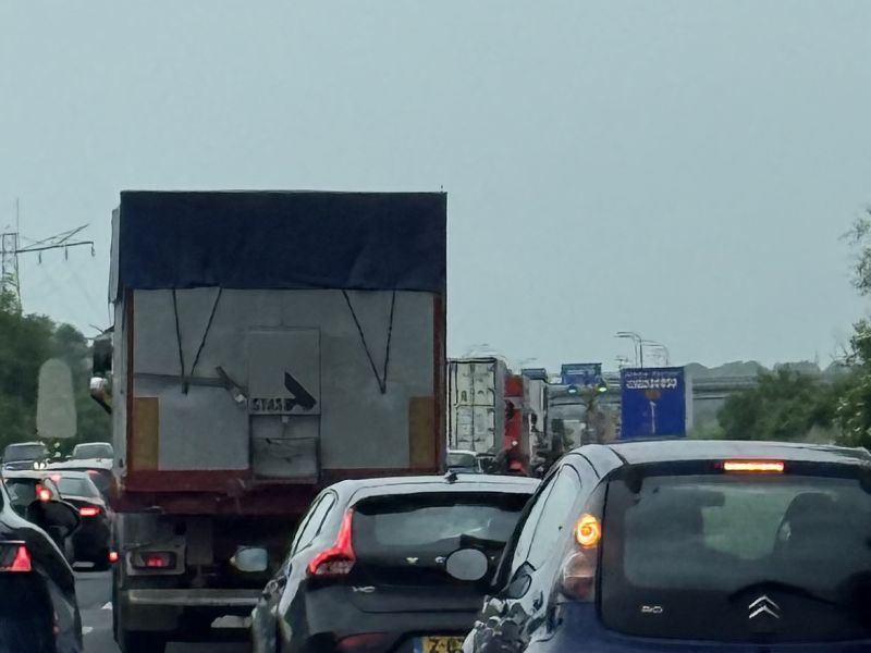 Veel files door afsluiting A28: vertrek ruim op tijd