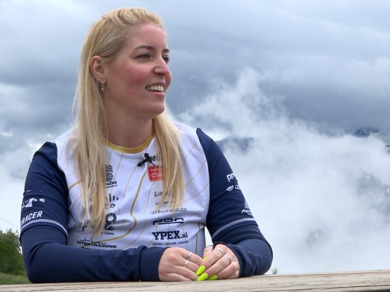 Marije loopt Alpe d’Huzes voor haar vader Rob: ‘Dan ga ik aan papa laten zien dat ik dit kan’