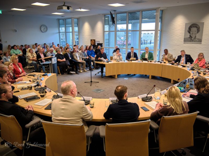 Twaalf nieuwe gezichten in raad van Zeewolde