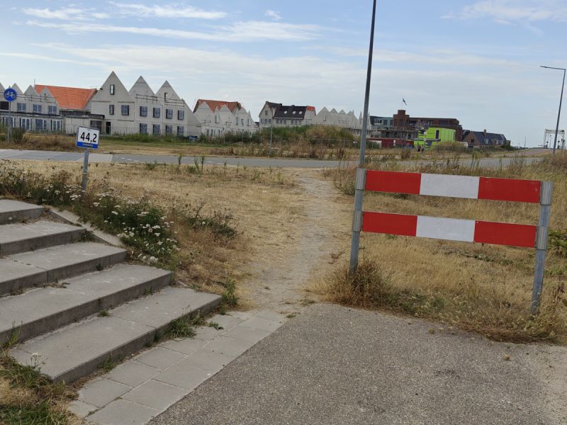 Een jaar later: Zeewoldenaren kiezen nog steeds hun eigen route via olifantenpaadjes