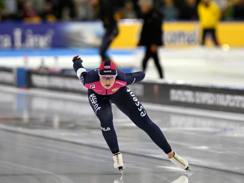 Rosalie van Vliet rijdt 17e tijd op 1500 meter bij Olympisch Kwalificatietoernooi