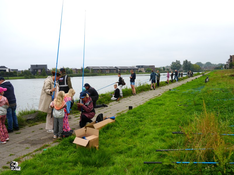 Vissen, onthaken en een hengel mee naar huis