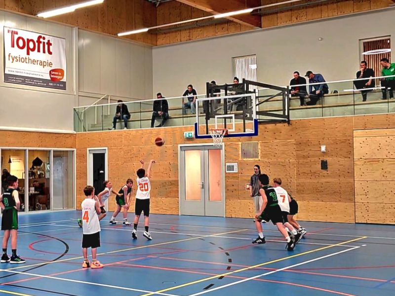 Spannende basketbalzaterdag voor De Snipers