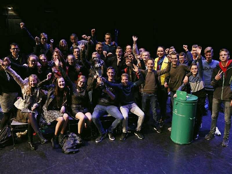 Pieter Zandt wint jongeren debattoernooi