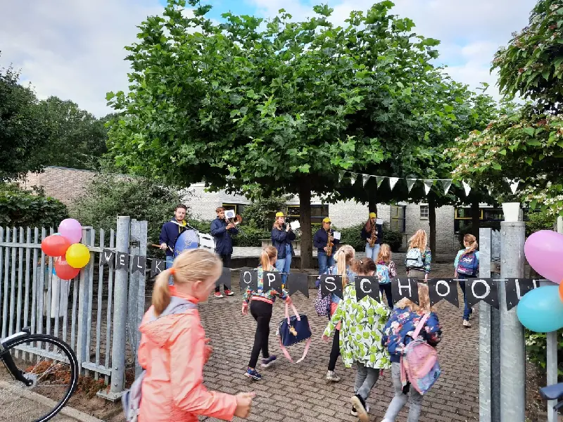 Een feestelijk begin bij basisschool In de Lichtkring