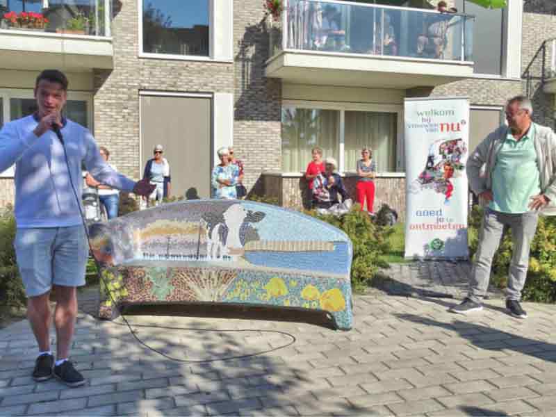 Social Sofa ‘Ontmoeten en Verbinden’ onthuld