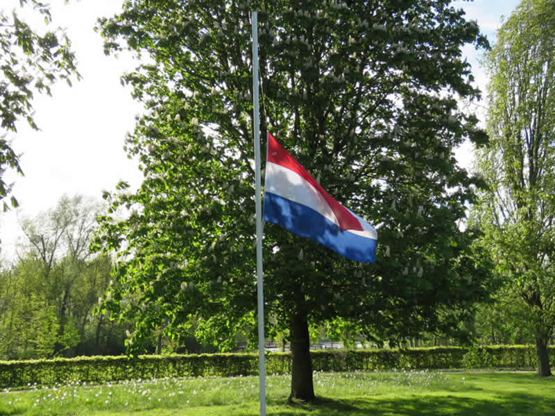 4 mei: Theatergroep Suburbia en Black Pencil maken gezamenlijk optreden 