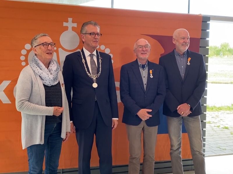 Lintjesregen in Zeewolde: drie vrijwilligers onderscheidingen