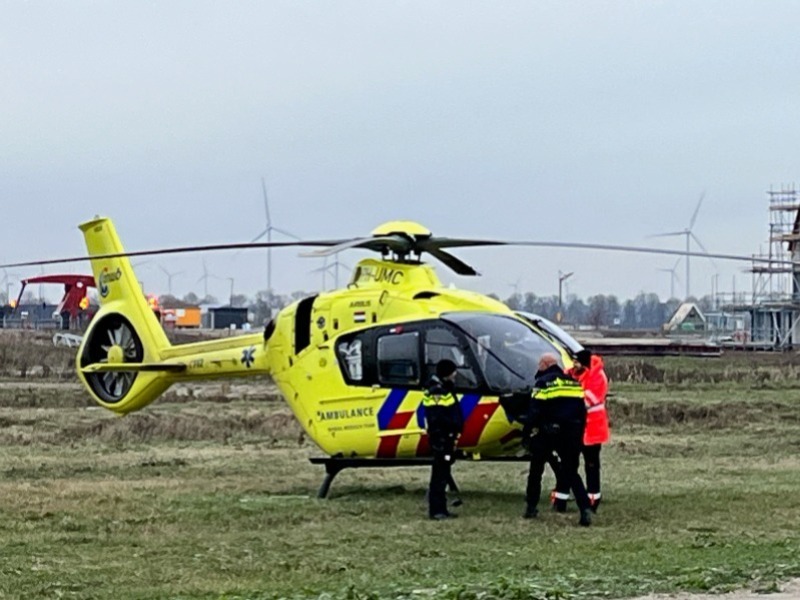 Traumaheli opgeroepen; Persoon gewond op het ijs