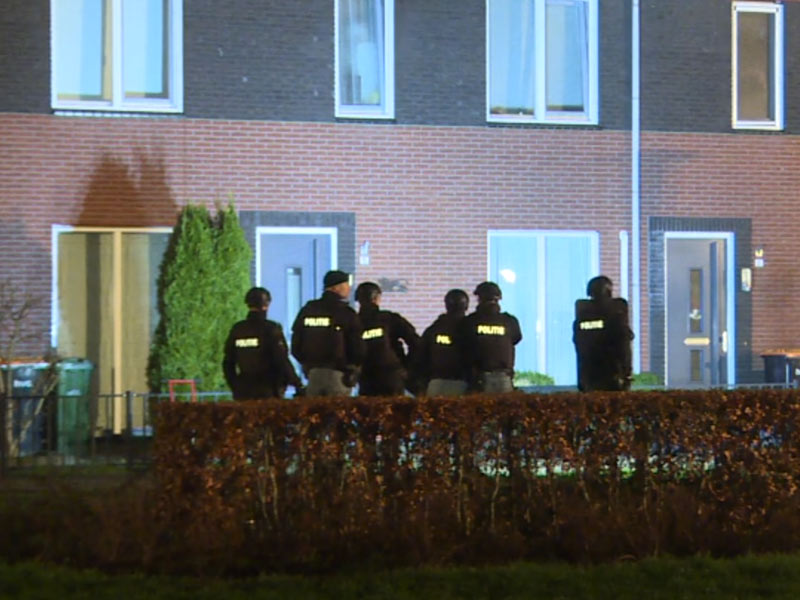 Persoon ernstig gewond na incident. Politie doet onderzoek 