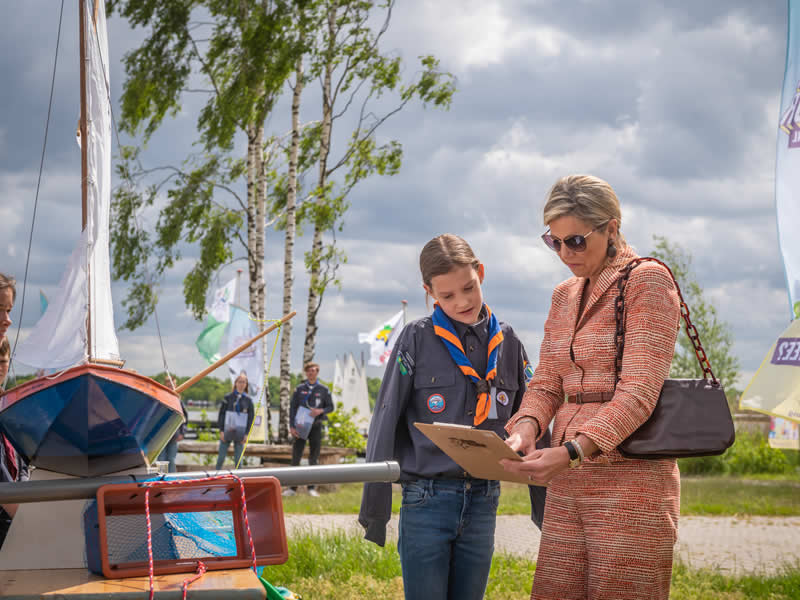Koningin Máxima bezoekt Scoutinglandgoed Zeewolde