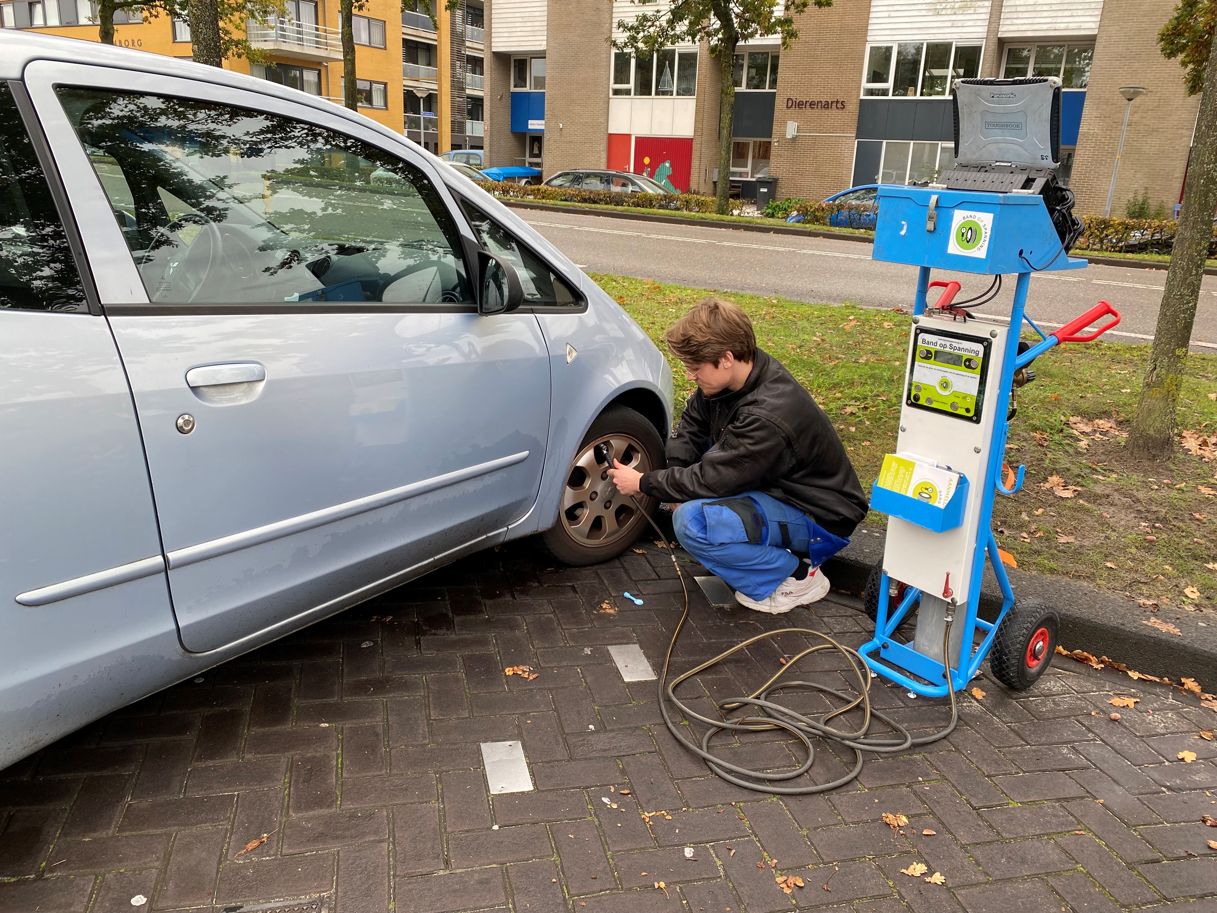 Zeewolde biedt inwoners de kans hun bandenspanning op peil te brengen