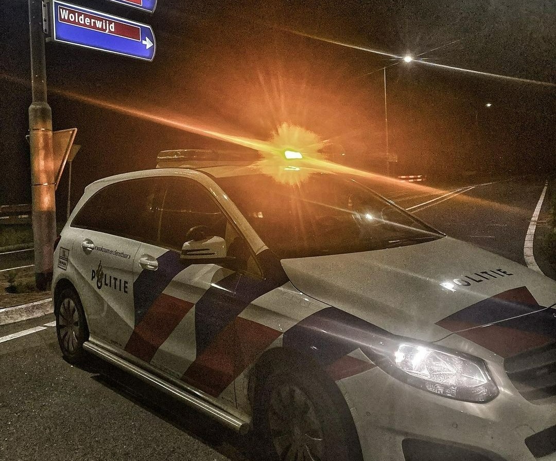 34-jarige vrouw crasht op Larserweg bij Zeewolde
