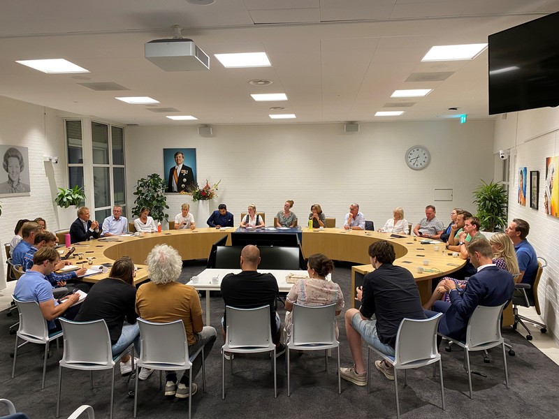 ‘Het respect is bij jongeren ver te zoeken’