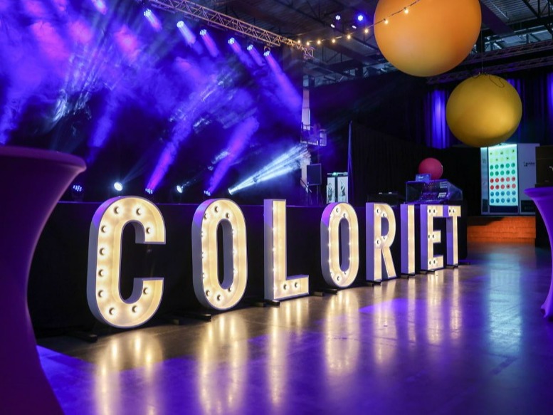 Gitaaroptreden voor bewoners Coloriet