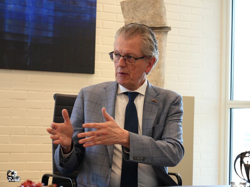 Zeewolde krijgt azc met nareizigers