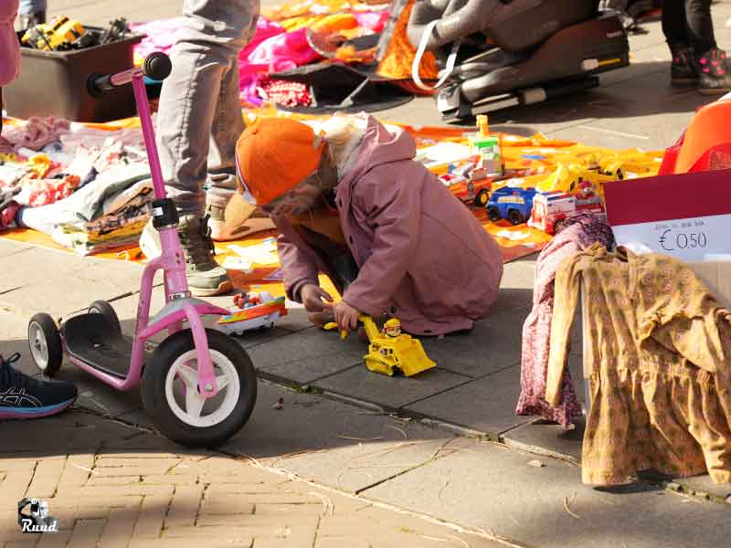 Koningsdag kent frisse start maar wordt warm ontvangen