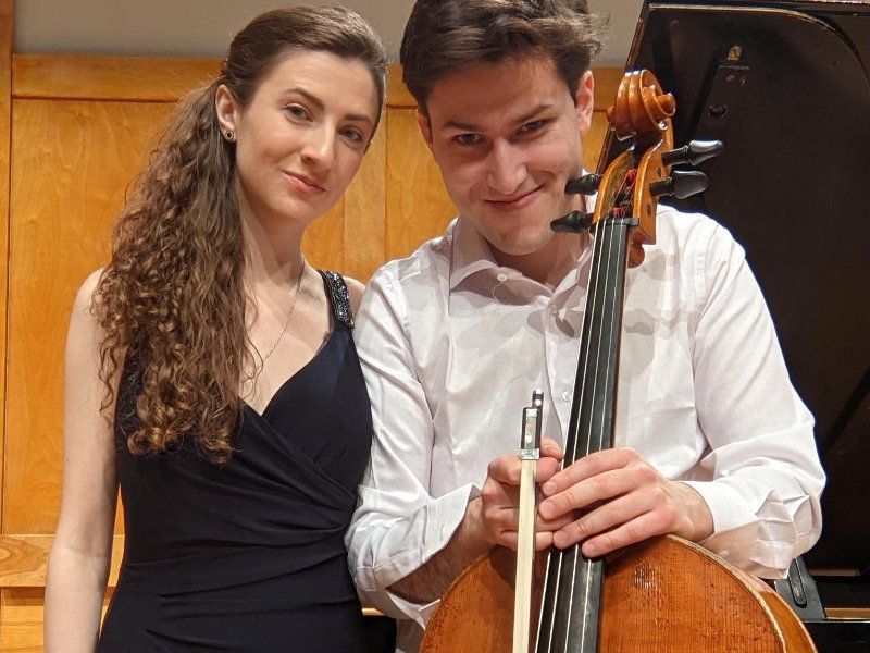 Gratis kerstconcert met carillon, piano en cello