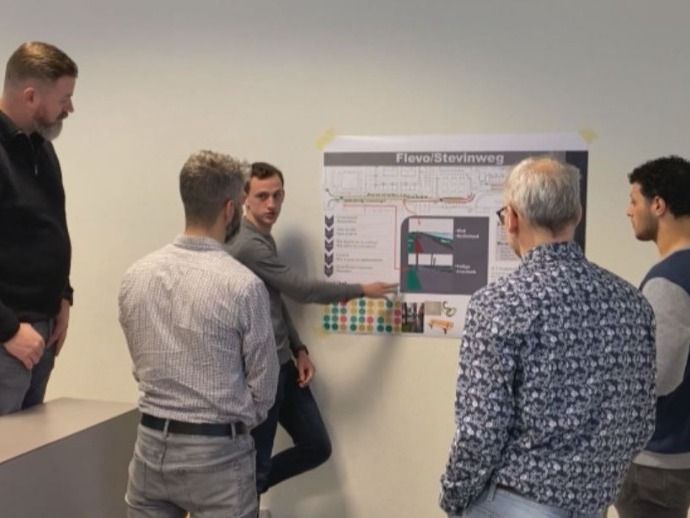Studenten presenteren hun plannen voor straten rond centrum