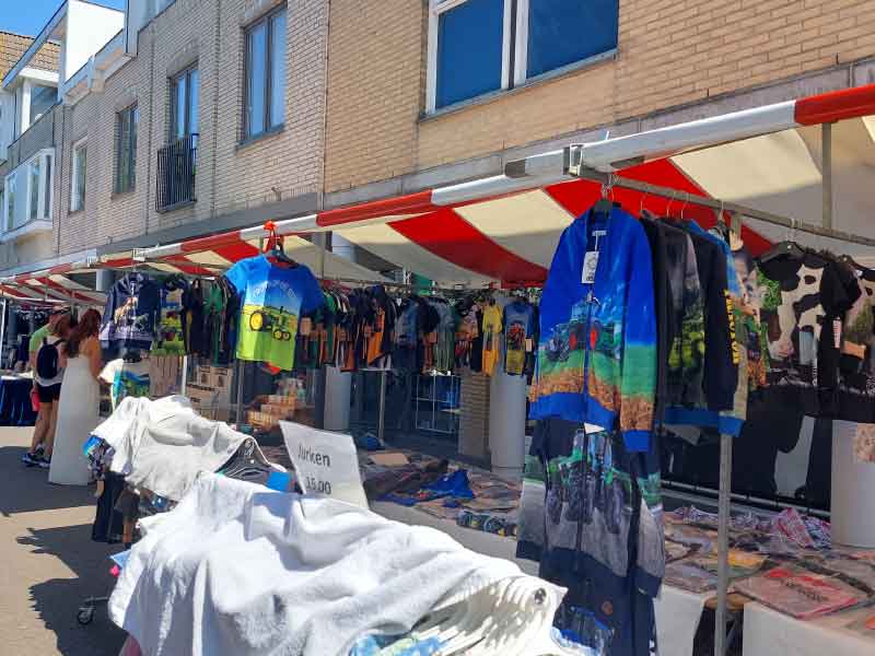 Zomermarkt in het centrum van Zeewolde 20 juli