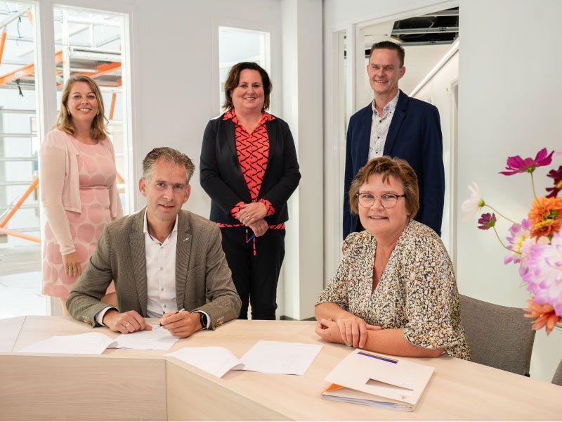 St Jansdal en Rabobank tekenen financieringsovereenkomst renovatie
