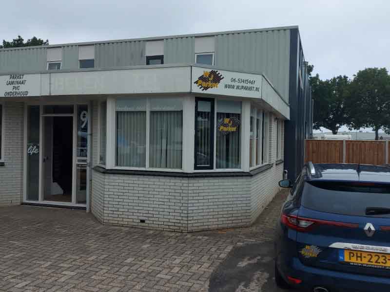  Grote brand dwong WJ Parket tot verhuizing, nieuwe winkel nu geopend 