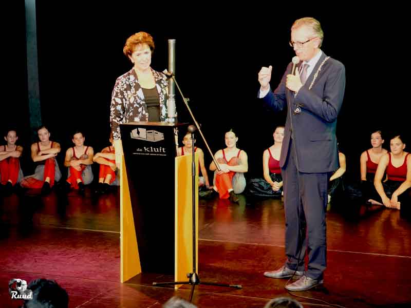 Balletschool Zeewolde viert 35 jaar dans en traditie