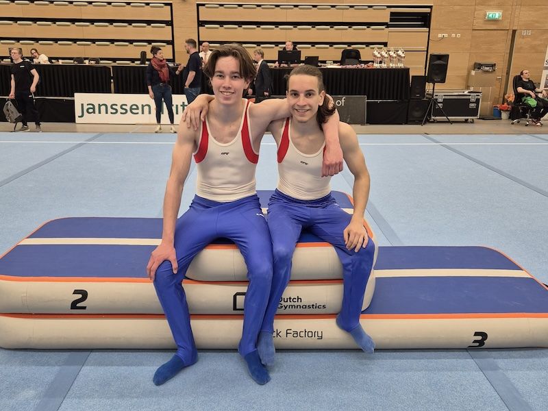 Turntrots: Jonathan Porteous en Hank Hendrikx uit Zeewolde op NK turnen heren