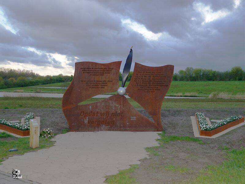 Kranslegging bij Vliegersmonument op 15 augustus gaat toch door 