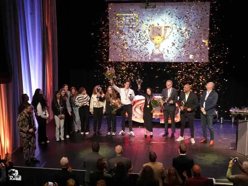 Topsport in Zeewolde, jury had moeite met kiezen van de sporters van het jaar.