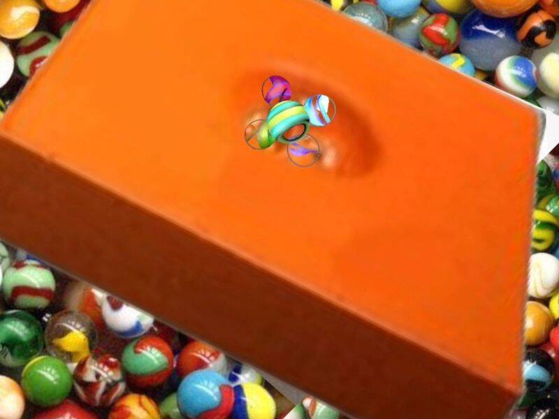 Knikkertegelactie om buitenspelen te stimuleren