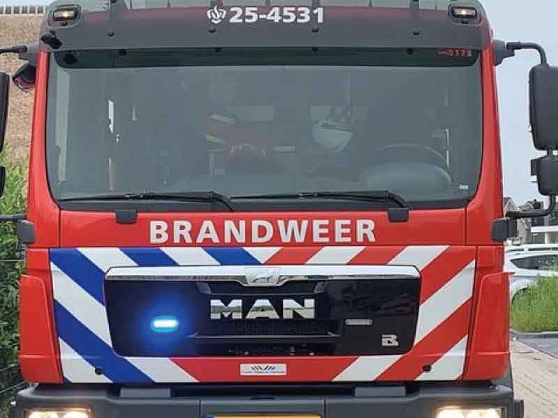 Brandweerwagen vanaf de voorkant genomen